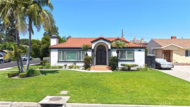 9457 Gotham, Downey, CA 90241