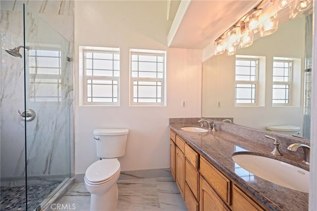 9457 Gotham, Downey, CA 90241