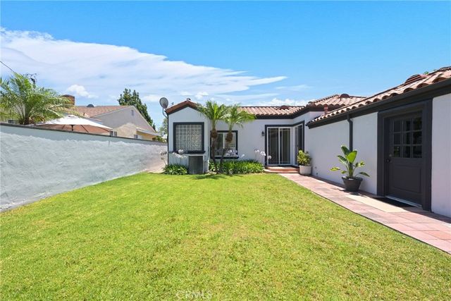 9457 Gotham, Downey, CA 90241