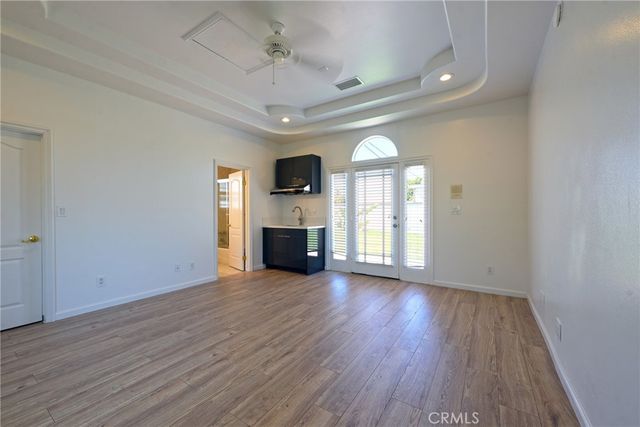 9457 Gotham, Downey, CA 90241