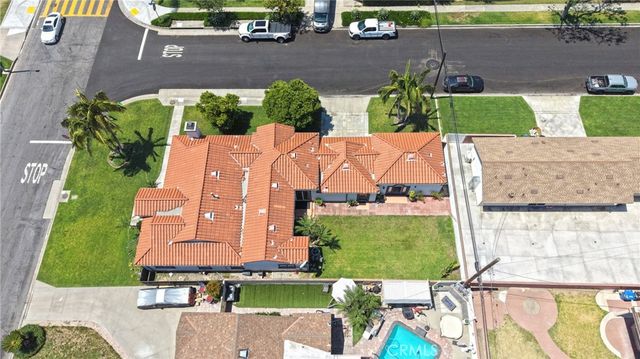 9457 Gotham, Downey, CA 90241
