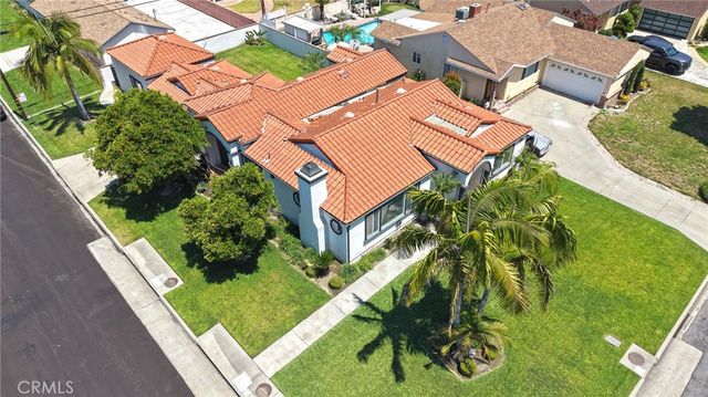 9457 Gotham, Downey, CA 90241