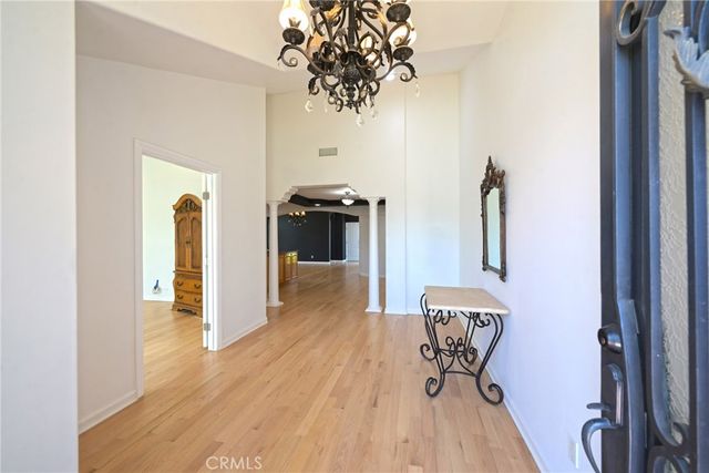 9457 Gotham, Downey, CA 90241