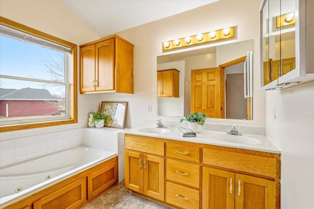 17237 River View Lane SE, Big Lake, MN 55309