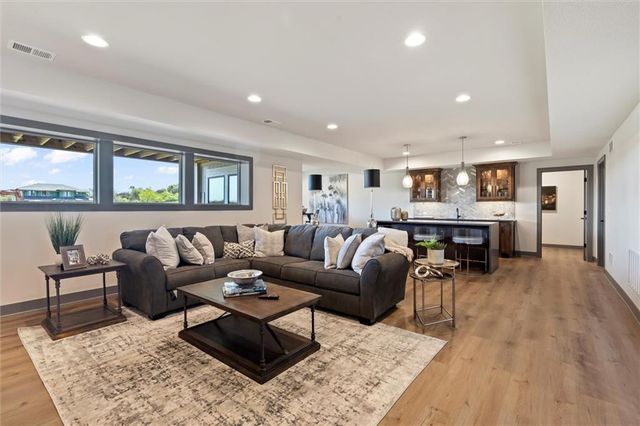 7942 Millridge Street, Shawnee, KS 66220