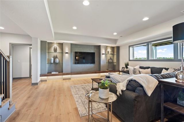 7942 Millridge Street, Shawnee, KS 66220