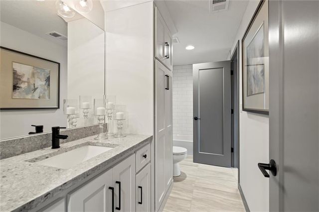 7942 Millridge Street, Shawnee, KS 66220