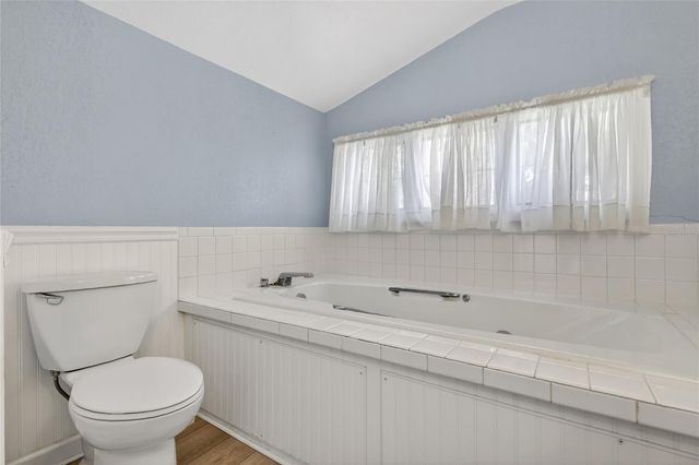 1542 LAKE ARIANA BOULEVARD, Auburndale, FL 33823