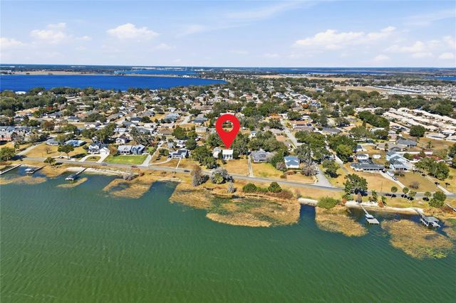 1542 LAKE ARIANA BOULEVARD, Auburndale, FL 33823