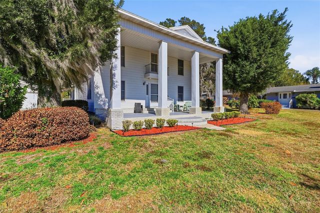 1542 LAKE ARIANA BOULEVARD, Auburndale, FL 33823