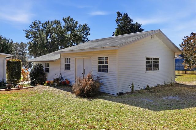 1542 LAKE ARIANA BOULEVARD, Auburndale, FL 33823