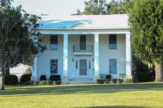 1542 LAKE ARIANA BOULEVARD, Auburndale, FL 33823