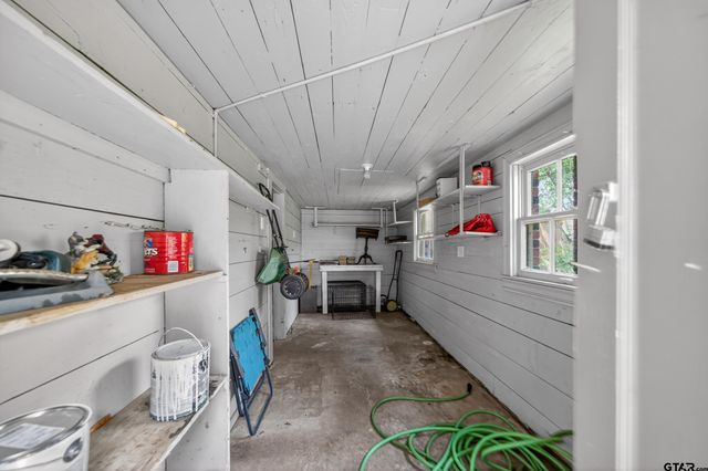 220 E Ford, Tyler, TX 75701