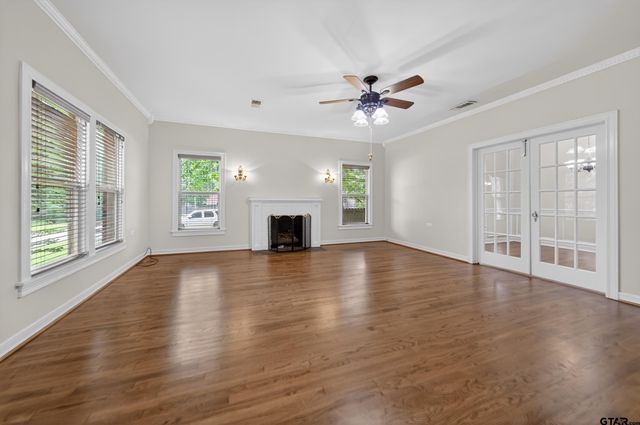 220 E Ford, Tyler, TX 75701