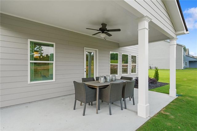 1300 Centerstone Lane, Chattanooga, TN 37302