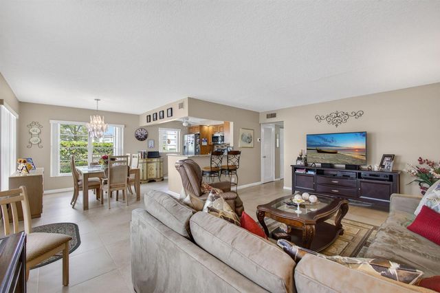 101 Wellington C, West Palm Beach, FL 33417