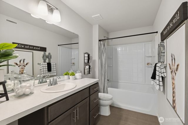 136 Pine Hollow Drive, Chehalis, WA 98532