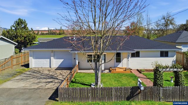 3795 Spicer Dr SE, Albany, OR 97322