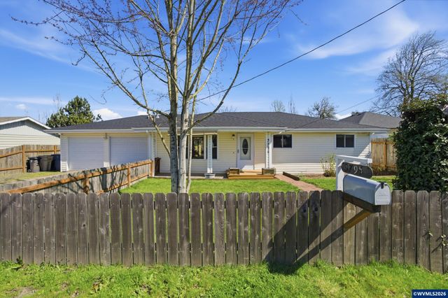 3795 Spicer Dr SE, Albany, OR 97322