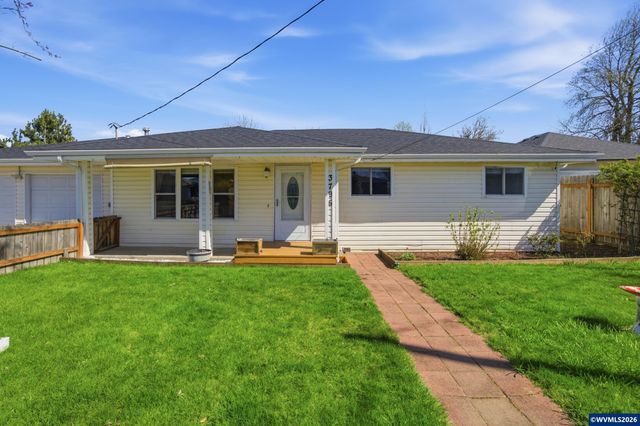 3795 Spicer Dr SE, Albany, OR 97322