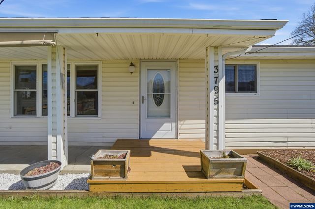 3795 Spicer Dr SE, Albany, OR 97322