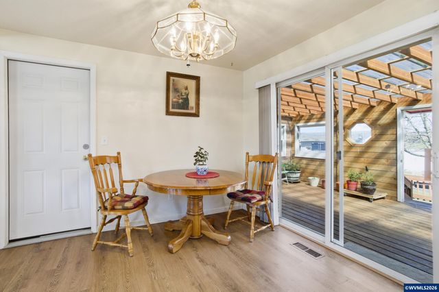 3795 Spicer Dr SE, Albany, OR 97322