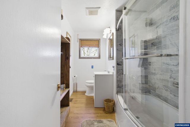 3795 Spicer Dr SE, Albany, OR 97322