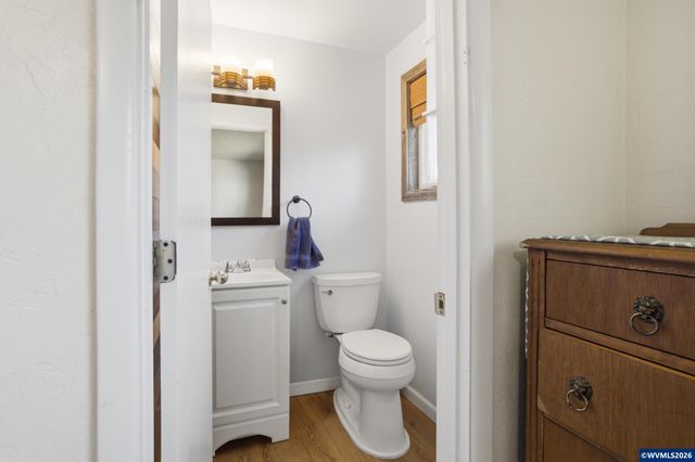 3795 Spicer Dr SE, Albany, OR 97322