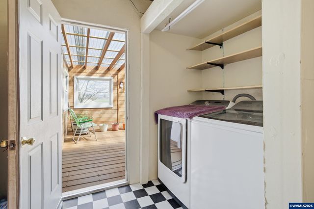 3795 Spicer Dr SE, Albany, OR 97322