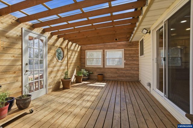 3795 Spicer Dr SE, Albany, OR 97322