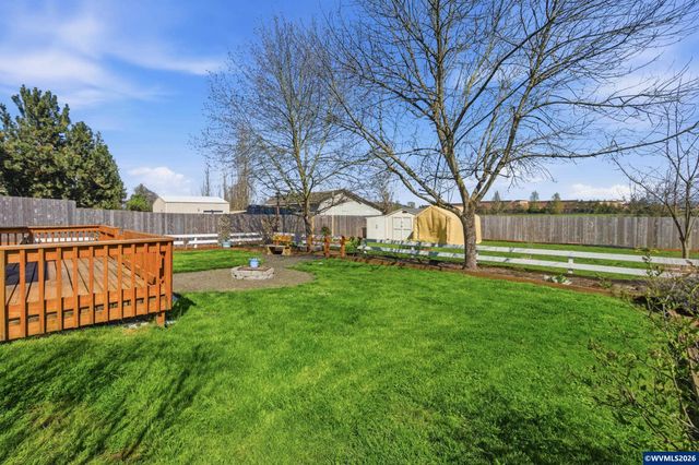 3795 Spicer Dr SE, Albany, OR 97322