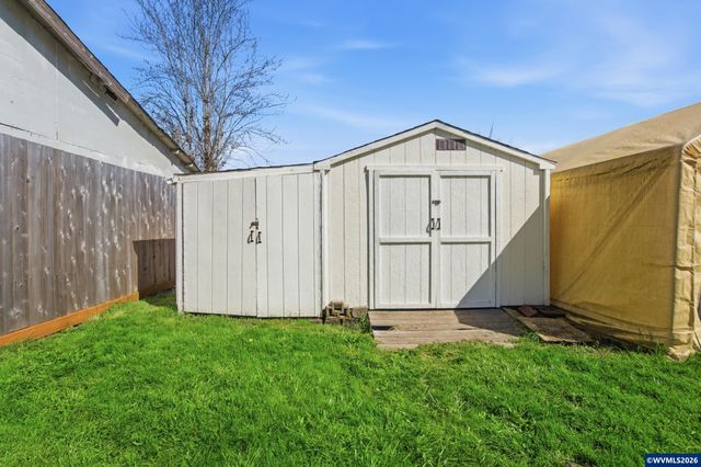 3795 Spicer Dr SE, Albany, OR 97322