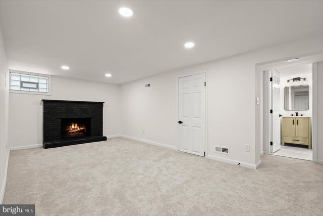 1512 NEIGHBORS AVE, Baltimore, MD 21237