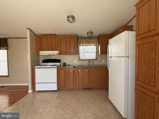 29 TERRACE DR, Phoenixville, PA 19460