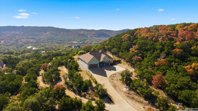 189 Pr 1732, Mico, TX 78056