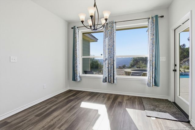 189 Pr 1732, Mico, TX 78056