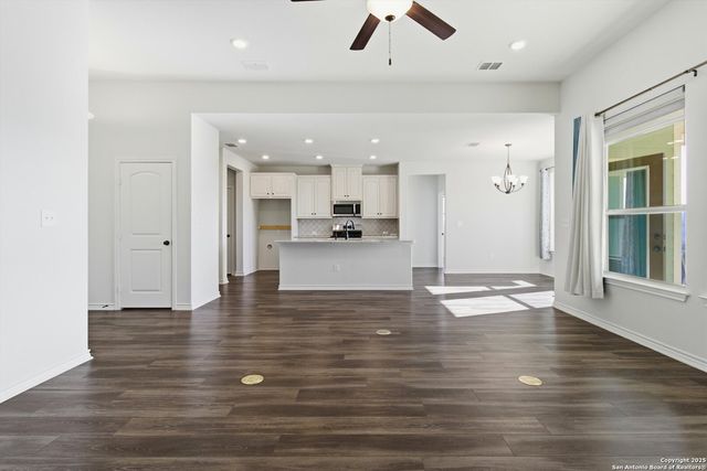 189 Pr 1732, Mico, TX 78056