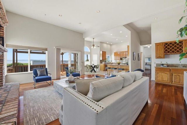 26854 Grandview Avenue, Hayward, CA 94542