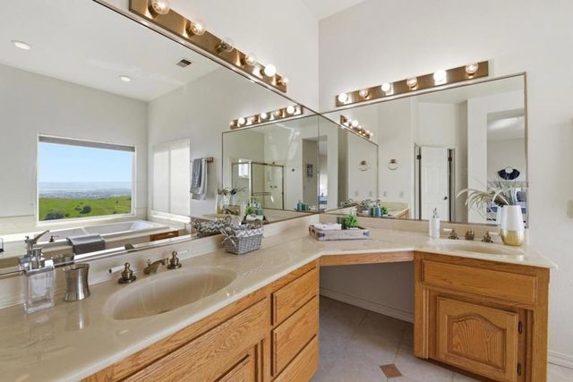 26854 Grandview Avenue, Hayward, CA 94542