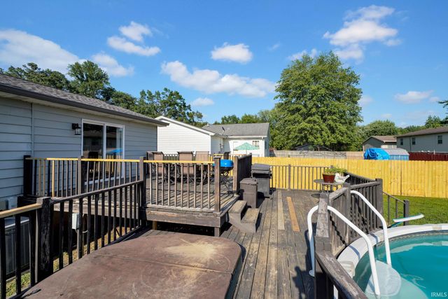 4920 Shady Court, Evansville, IN 47712