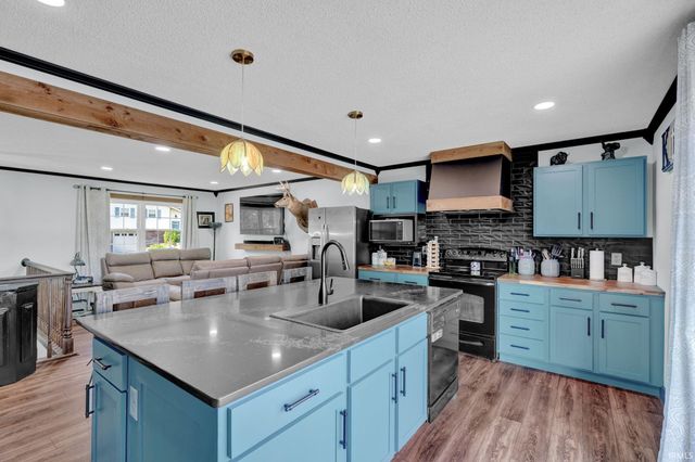 4920 Shady Court, Evansville, IN 47712