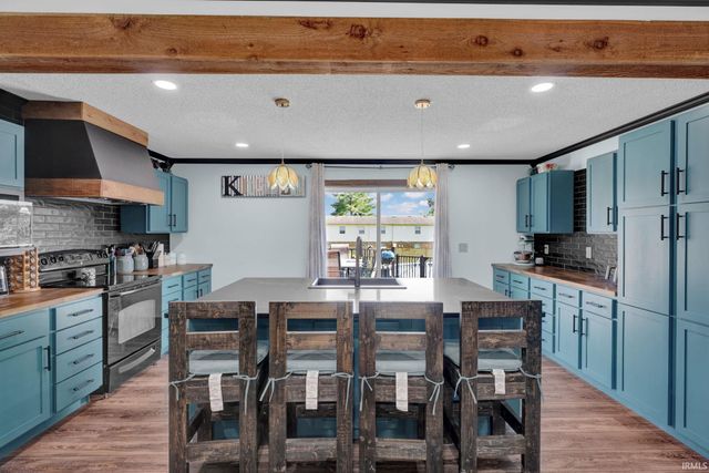 4920 Shady Court, Evansville, IN 47712