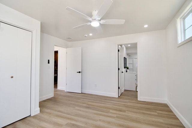 28 Old Lane Rd, Springfield, MA 01129