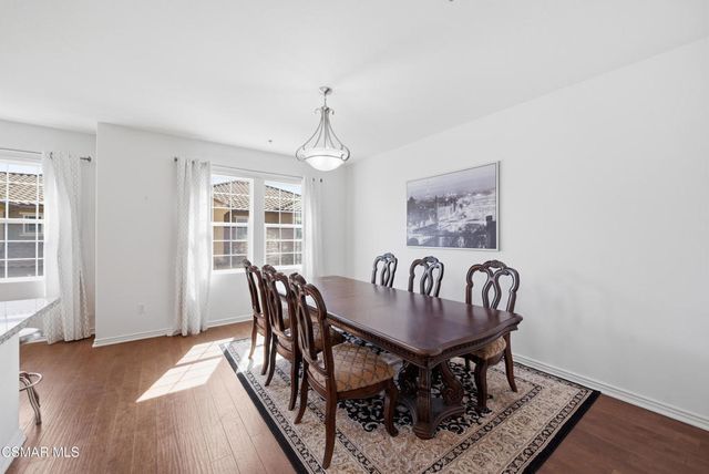 332 E Hilltop Way, Thousand Oaks, CA 91362