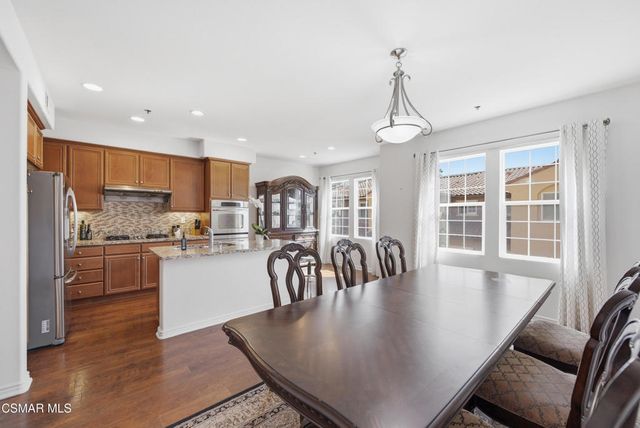 332 E Hilltop Way, Thousand Oaks, CA 91362