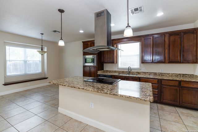 1026 Avenue H, Poteet, TX 78065