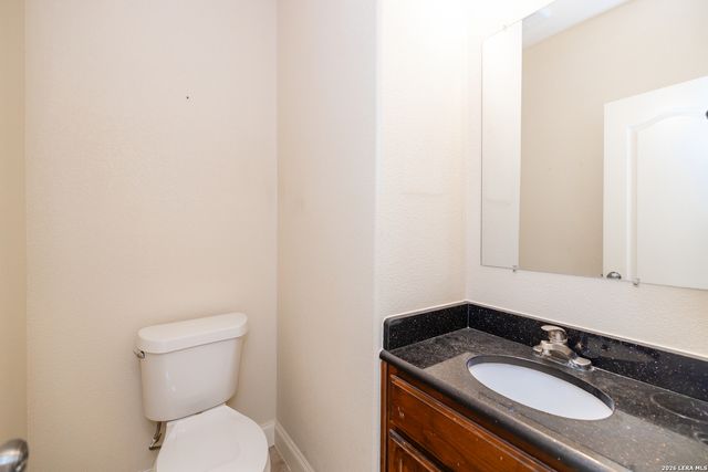 1026 Avenue H, Poteet, TX 78065