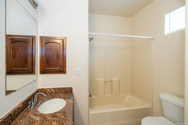 1026 Avenue H, Poteet, TX 78065