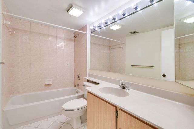 1701 Marina Isle Way 301, Jupiter, FL 33477