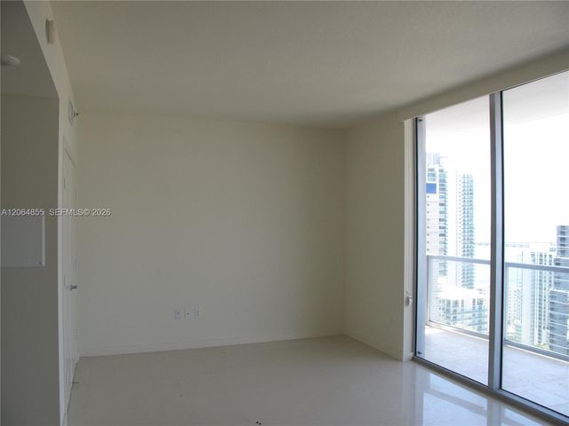 1050 Brickell Ave 3312, Miami, FL 33131